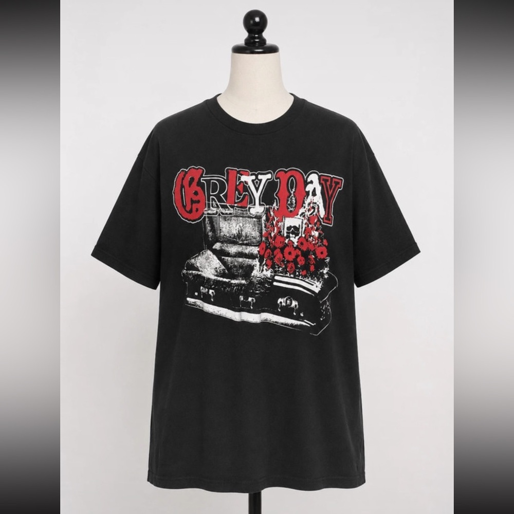 Official $uicideboy$ Grey Day Tour
2022 Casket Tee G59 Medium Excellent
